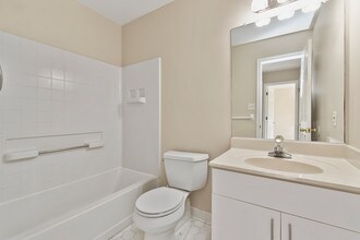 103 Turnbridge Ln in Yorktown, VA - Building Photo - Building Photo