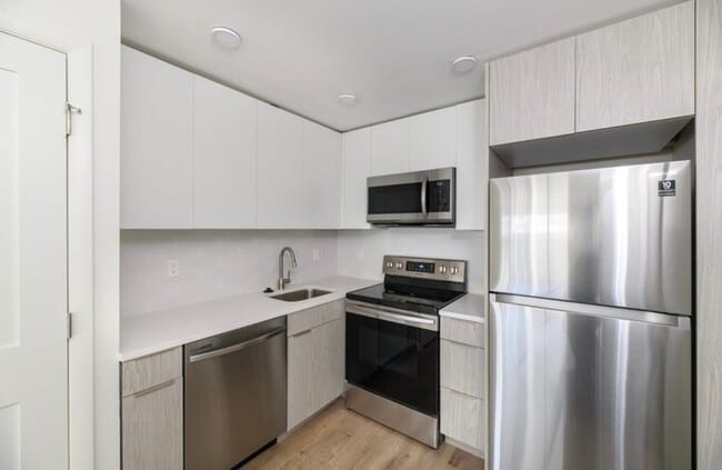 43 Parker Hill Ave, Unit 8 in Boston, MA - Building Photo - Building Photo