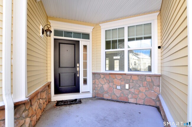 149 Ridgewood Dr in Middlebury, CT - Building Photo - Building Photo