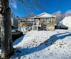 75 Cornwall Crescent in St John's, NL - Building Photo