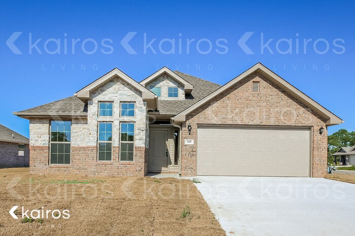 105 White Oak St in Gentry, AR - Foto de edificio