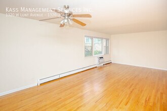 1320 W Lunt Ave in Chicago, IL - Building Photo - Building Photo