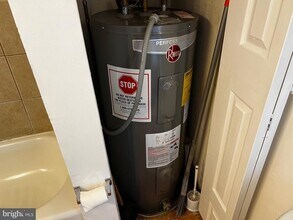 484 Harrison Ave in Mantua, NJ - Building Photo - Building Photo