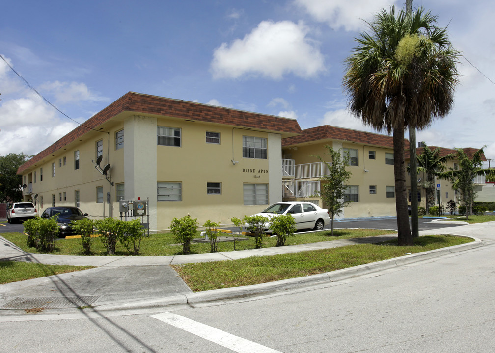 Diane Apartments in Miami, FL - Foto de edificio