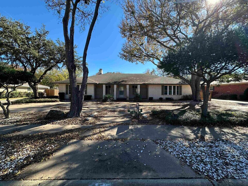 4513 Martinique in Wichita Falls, TX - Building Photo