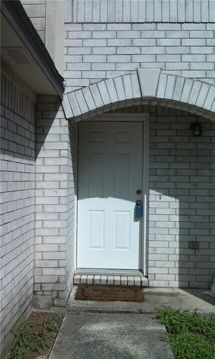 9629 Sugar Hill Dr in Austin, TX - Foto de edificio
