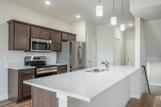 The Townhomes at Hartung Fields in Fitchburg, WI - Building Photo - Interior Photo