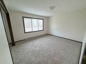 112 SW 21st St in Grand Rapids, MN - Building Photo - Building Photo