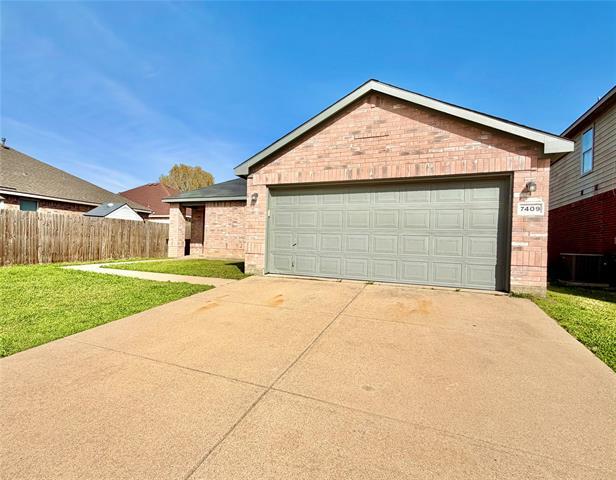 7409 Cresswell Dr in Arlington, TX - Building Photo - Building Photo