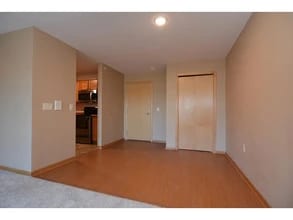 8206 Starr Grass Dr, Unit 212 in Madison, WI - Building Photo - Building Photo