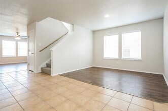 1513 Kittyhawk Dr in Little Elm, TX - Building Photo - Building Photo