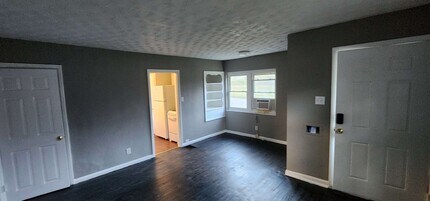 3629-3635 Karwin Dr in Dayton, OH - Building Photo - Building Photo
