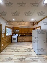 410 Gilbert Dr in Fairbanks, AK - Foto de edificio - Building Photo