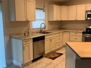 104 Farber St in Port Charlotte, FL - Building Photo - Building Photo