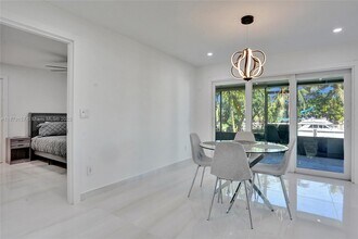 4530 SW 34th Dr in Fort Lauderdale, FL - Building Photo - Building Photo