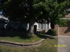 1728 Chilton Dr in Roseville, CA - Building Photo - Building Photo