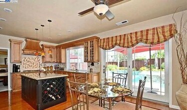 2608 Rasmussen Ct in Pleasanton, CA - Building Photo - Building Photo