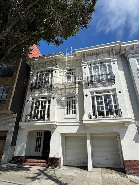 property at 312 Arguello Blvd