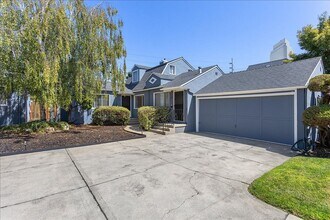 3131 Fernside Blvd in Alameda, CA - Building Photo - Building Photo