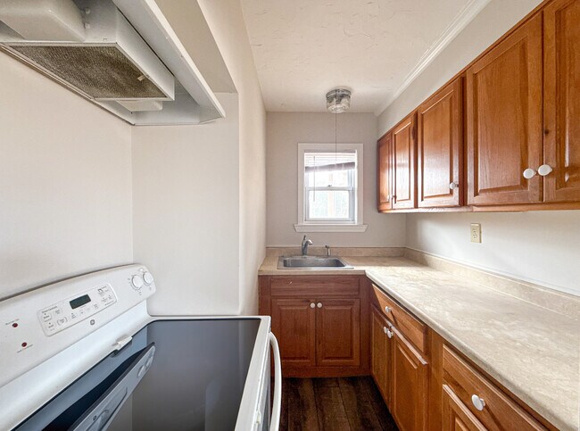 3 Stidsen Way, Unit 1 in Worcester, MA - Building Photo - Building Photo
