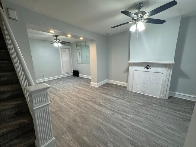 5502 Crowson St in Philadelphia, PA - Building Photo - Building Photo