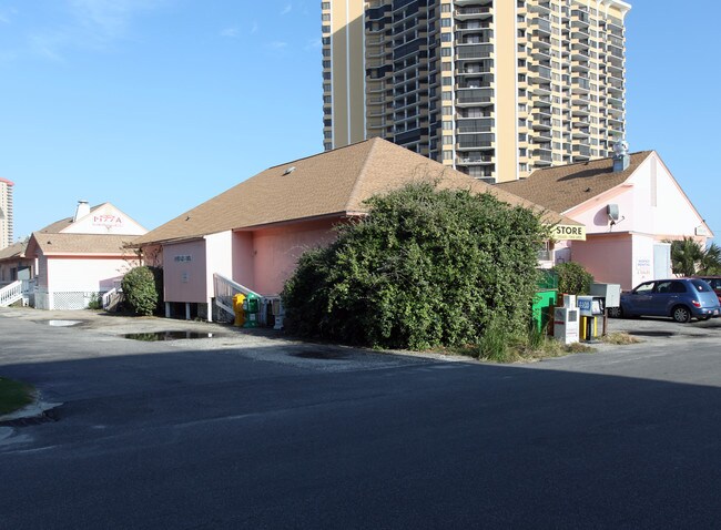 Brigadune Condominiums in Myrtle Beach, SC - Foto de edificio - Primary Photo
