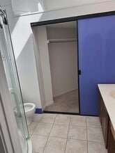 4124 Hollow Oak Dr in Dallas, TX - Building Photo - Building Photo