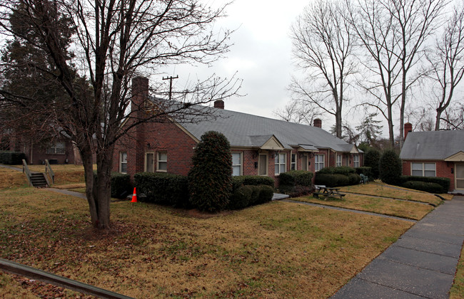 Martha Washington Apartment in Charlotte, NC - Building Photo - Building Photo