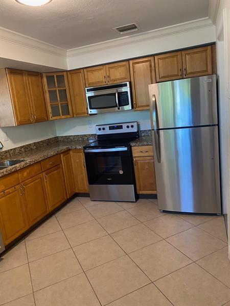 1204 NE 4th St in Pompano Beach, FL - Building Photo - Building Photo