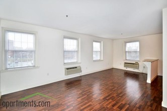 650 Park Avenue in East Orange, NJ - Building Photo - Interior Photo