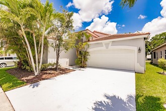6304 Harbour Club Dr in Greenacres, FL - Building Photo - Building Photo