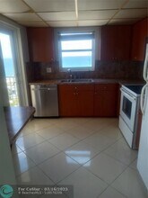 1200 Hibiscus Ave in Pompano Beach, FL - Foto de edificio - Building Photo