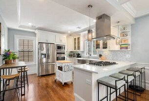 22 Mercer St, Unit 2 in Boston, MA - Building Photo