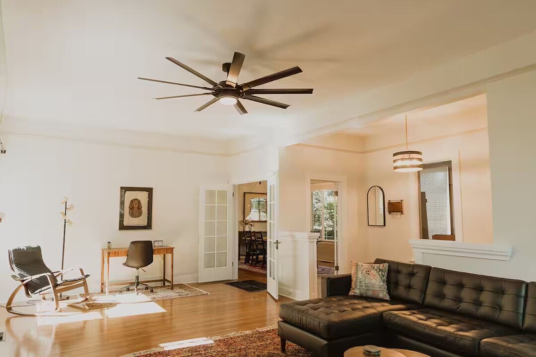 1318 Trinity St in Redding, CA - Building Photo