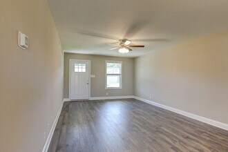 229 Ardell Dr in Clarksville, TN - Building Photo - Building Photo