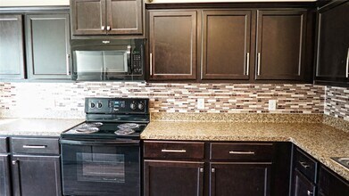 10510 Pine Landing Dr in Houston, TX - Building Photo - Building Photo