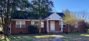 1810 Jordan Ave in Murfreesboro, TN - Building Photo
