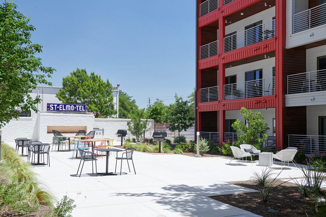 4361 S Congress Ave, Unit 121 in Austin, TX - Foto de edificio