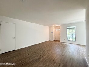 33 Wyndham Pl in Trenton, NJ - Building Photo - Building Photo