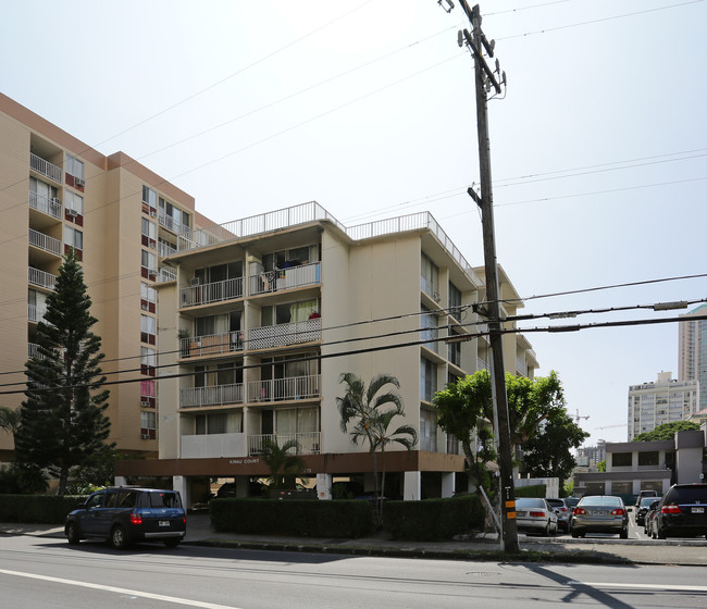 Kinau Court in Honolulu, HI - Foto de edificio - Building Photo