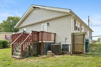 4686 Jackson Rd in Eminence, KY - Building Photo - Building Photo