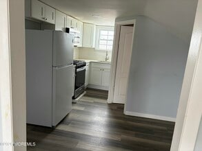 707 Florence Ave in Union Beach, NJ - Building Photo - Building Photo