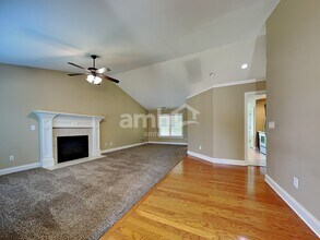 7807 Chipmunk Ln in Powell, TN - Building Photo - Building Photo