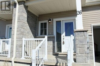 26 Glacier Cres in Belleville, ON - Building Photo - Building Photo