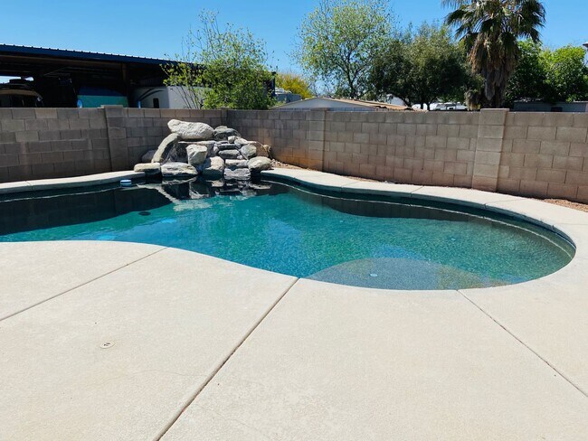 7434 S Madera Village Dr in Tucson, AZ - Building Photo - Building Photo