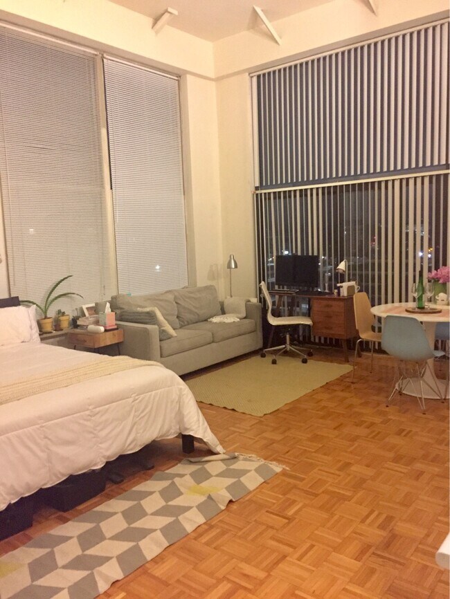 61 Brookline Ave, Unit 421