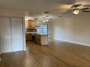 3227 Marigold Dr in Clearwater, FL - Building Photo - Building Photo