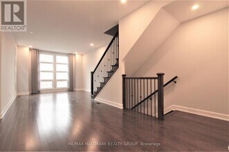 45 Des Oblats Ave in Ottawa, ON - Building Photo - Building Photo