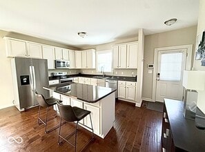 836 N Beville Ave in Indianapolis, IN - Building Photo - Building Photo