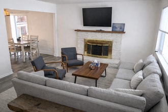 2544 Elwood Ave, Unit 2 in South Lake Tahoe, CA - Building Photo - Building Photo